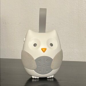 Skip Hop White and Gray Owl Accessory